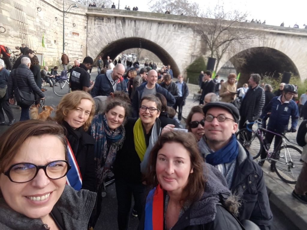 Manif pour garder les berges piétonnes